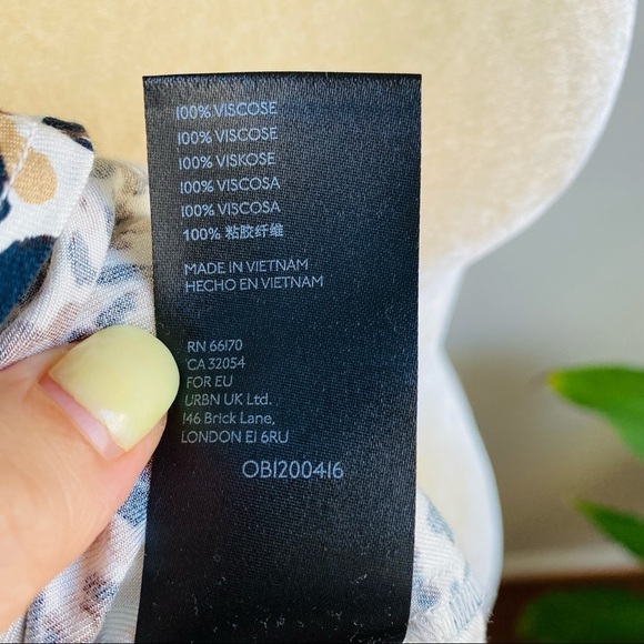 Anthro Maeve Katia animal print ruffled blouse - Picture 7 of 9